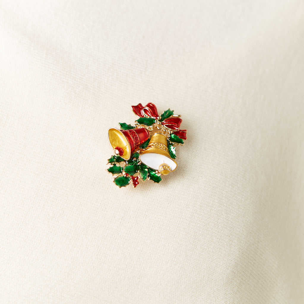 Soft Knit Poncho And Festive Magnetic Brooch Set