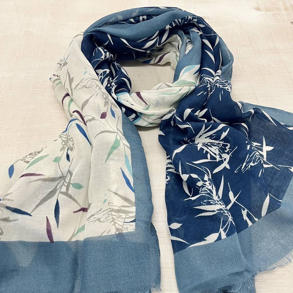 Bamboo Border Scarf