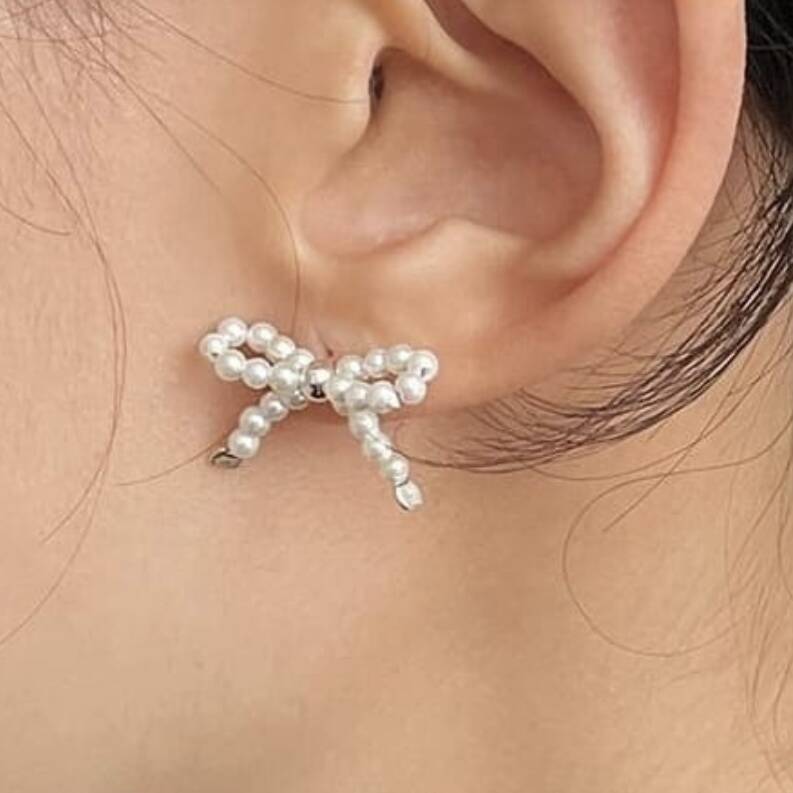 Cream Or Black Pearl Bow Earrings