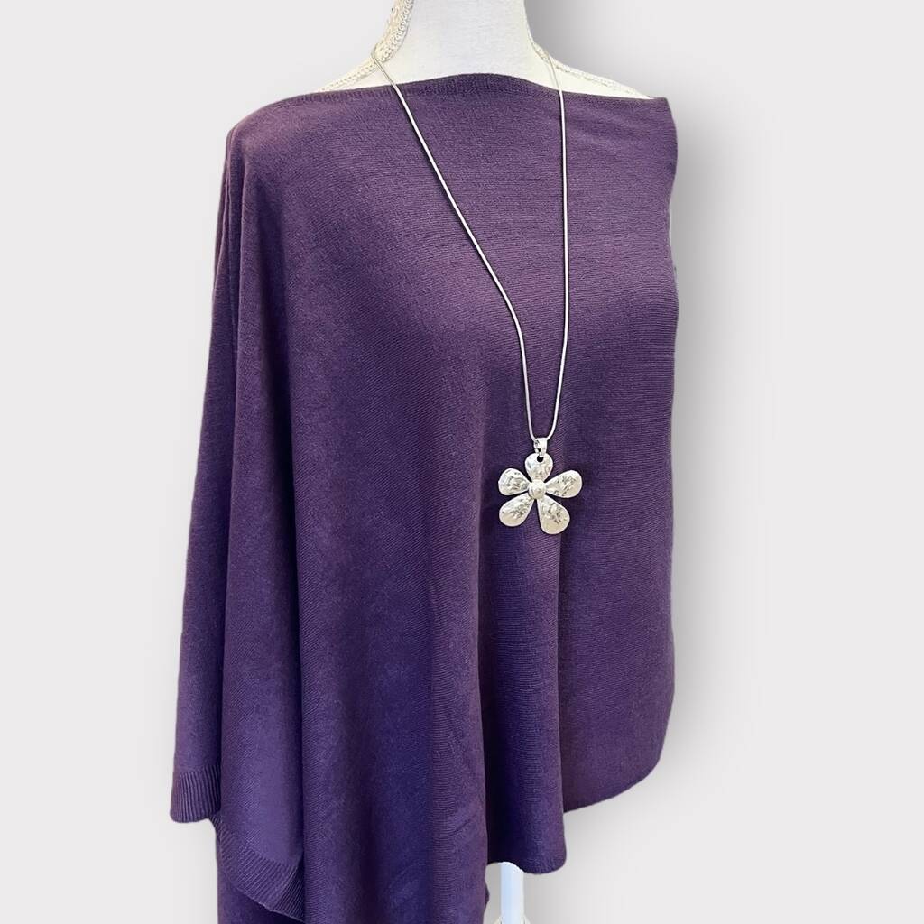 Long Daisy Flower Pendant Statement Necklace