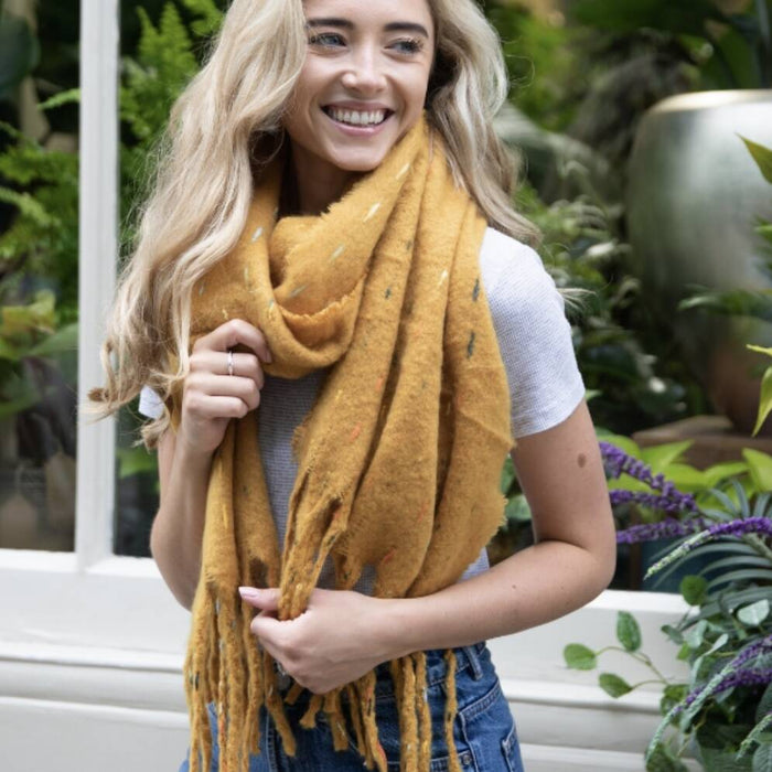 Winter Dash And Tassel Scarf